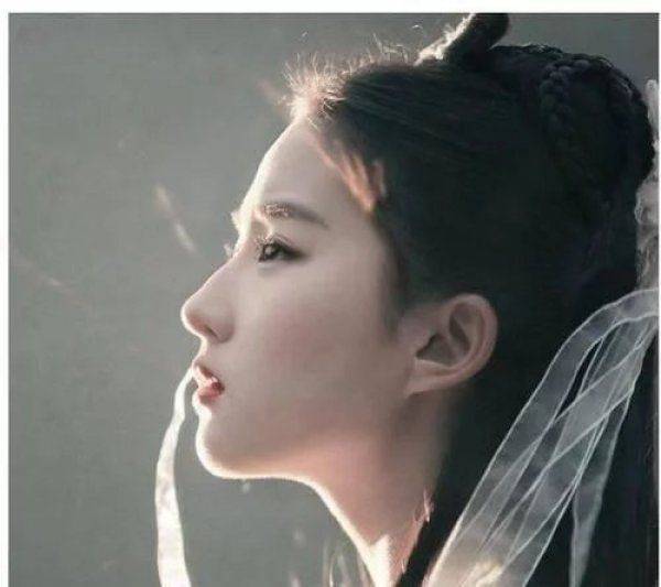 国产黑色丝袜在线观看片不卡顿:04-19-28-37-41-47Y：02,探索国产黑色丝袜的魅力，在线观看不卡顿的体验