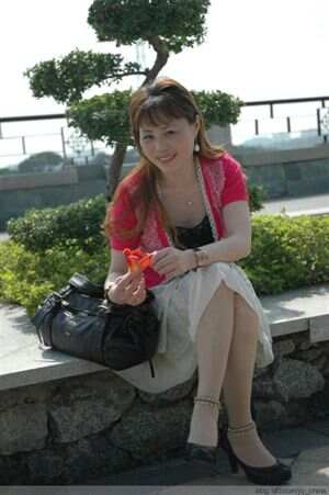 老熟女高潮喷了一地:08-09-16-21-23-40Y：03,老熟女的高潮时刻，一场难以抗拒的诱惑