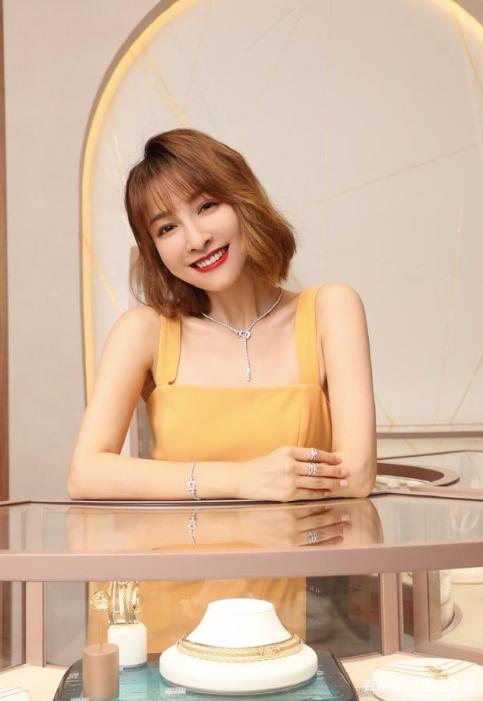 国产精品麻豆成人AV网:01-10-12-15-22-46N:21,探索国产精品麻豆成人娱乐文化,一场视觉盛宴的解读(关键词,国产精品麻豆成人AV网等)