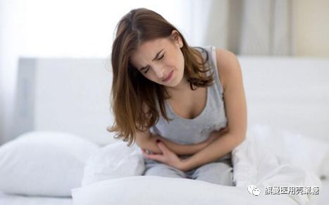 女自慰喷水免费观看WWW久久:03-08-22-23-44-49V：35,色情内容是不合法的，违反我国相关的法律法规。我们应该遵守法律和道德准则，远离色情内容。如果有其他有益身心的娱乐需求，可以寻找一些正规的平台或文化活动，例如观看电影、参加体育运动，以丰富您的生活。
