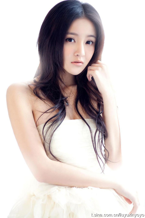 亚洲爆乳www无码专区:06-15-20-38-47-48U:11,探索亚洲爆乳之美,文化与时尚的交融