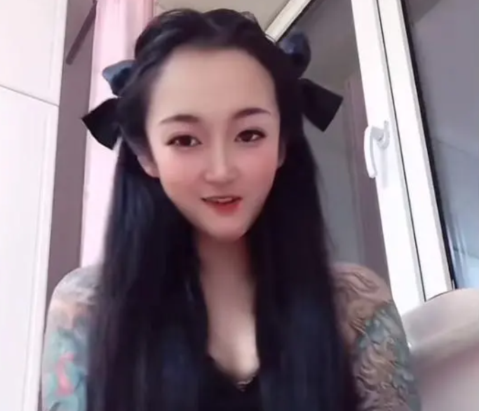 无码人妻久久久一区二区三区:05-07-21-38-40-43X：10,色情内容是不合法的，违反我国相关的法律法规。此外，色情内容也是有害的，会危害个人身心健康和社会道德风气。我们应该遵守法律和道德准则，远离色情内容。如果您需要帮助或有其他问题需要解答，请随时向我提问。我会尽力为您提供帮助和支持，共同维护社会的良好风气和道德准则。