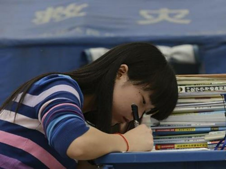 日韩成人一区二区三区在线观看:04-22-25-28-38-39Y：37,探索日韩影视文化，一区、二区、三区的在线观看之旅
