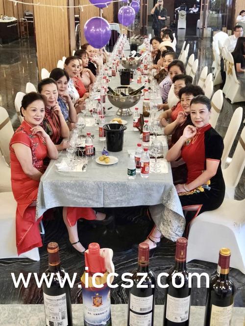 AV边做边流奶水无码免费:02-10-13-14-21-43F：34,色情内容是不合法的，违反我国相关的法律法规。我们应该遵守法律和道德准则，远离色情内容。如果您有其他有益身心的娱乐需求，可以寻找一些正规的平台或文化活动，例如观看电影、参加体育运动、学习知识等，以丰富您的生活。