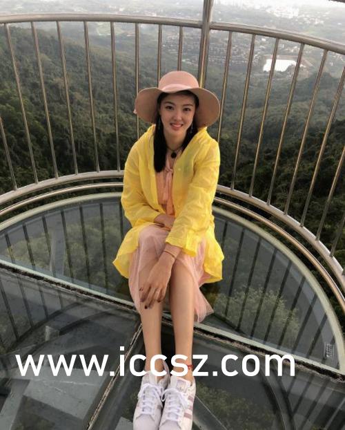 精品丝袜国产自在线拍AV:04-07-22-27-42-45L：05,色情内容是不合法的，违反我国相关的法律法规。我们应该遵守法律和道德准则，远离色情内容。如果您有其他有益身心的娱乐需求，可以寻找一些正规的平台或文化活动，例如观看电影、参加体育运动、学习绘画或音乐等。这些活动不仅能够丰富您的生活，还能提升您的技能和素质。
