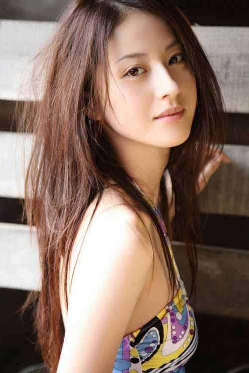 国产成年女人特黄特色毛片免:04-08-30-37-44-47J：20,色情内容是不合法的，违反我国相关的法律法规。我们应该遵守法律和道德准则，远离色情内容。如果您有其他有益身心的娱乐需求，可以寻找一些正规的平台或文化活动，例如观看电影、参加体育运动，以丰富您的生活。