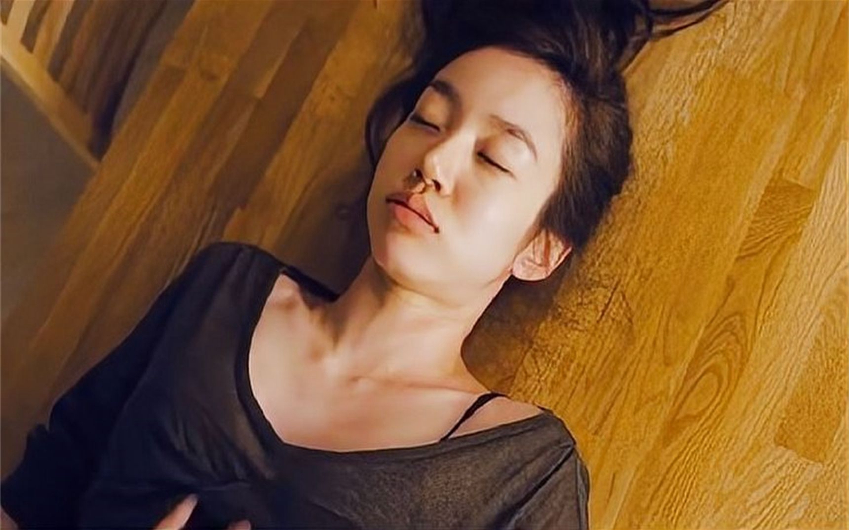 少妇愉情理伦片丰满丰满午夜:04-24-28-35-36-44E：49,探索少妇的情感世界，丰满愉悦的情理解读