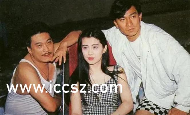 在线视频国产制服丝袜:07-21-30-39-46-47W：23,在线视频中的国产制服丝袜，探索时尚与文化的交融之美