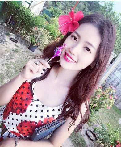 无码人妻AⅤ一区二区三区:05-06-08-27-33-35K：22,色情内容是不合法的，违反我国相关的法律法规。我们应该遵守法律和道德准则，远离色情内容。如果您有其他有益身心的娱乐需求，可以寻找一些正规的平台或文化活动，例如观看电影、参加体育运动，以丰富您的生活。