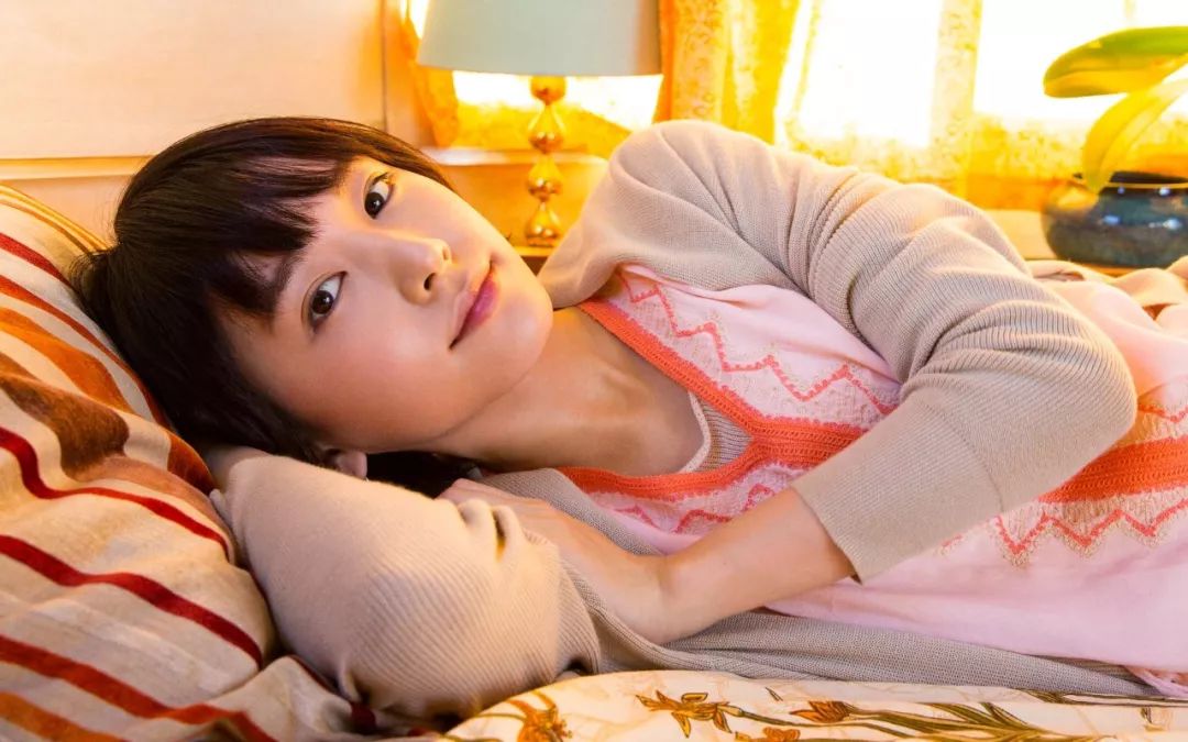 无套内谢少妇毛片免费看:04-06-19-30-34-49V：41,色情内容是不合法的，违反我国相关的法律法规。我们应该遵守法律和道德准则，远离色情内容。如果有其他有益身心的娱乐需求，可以寻找一些正规的平台或文化活动，例如观看电影、参加体育运动、学习知识等，以丰富您的生活。请遵循正确的价值观和道德准则，共同维护网络健康，文明用语，共享绿色心灵。