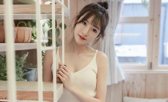 国产六月婷婷爱在线观看:12-13-17-24-27-28J：03,国产六月婷婷爱在线观看，探索真实与虚拟的情感交织