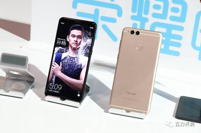 亚洲国产精品一区二区手机:03-12-27-29-34-46Y:12,关于亚洲国产精品一区二区手机,深度探索与体验分享