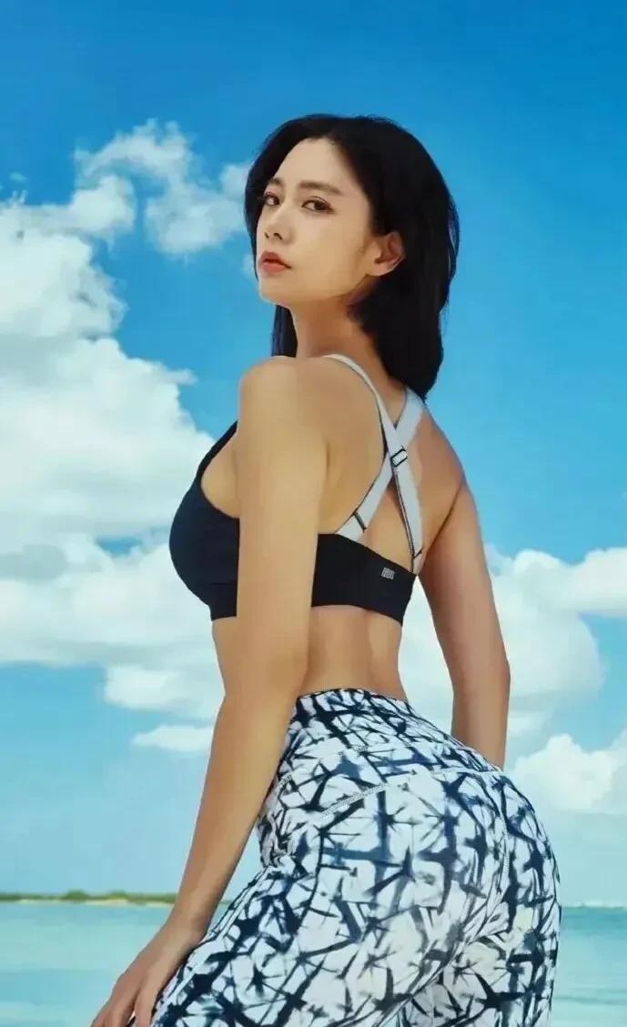 亚洲国产精品一区二区第一页:04-05-17-26-27-49X：42,探索亚洲国产影视精品的魅力——一区二区独特风采与影视文化深度解读（关键词，04-05-17-26-27-49X，42）