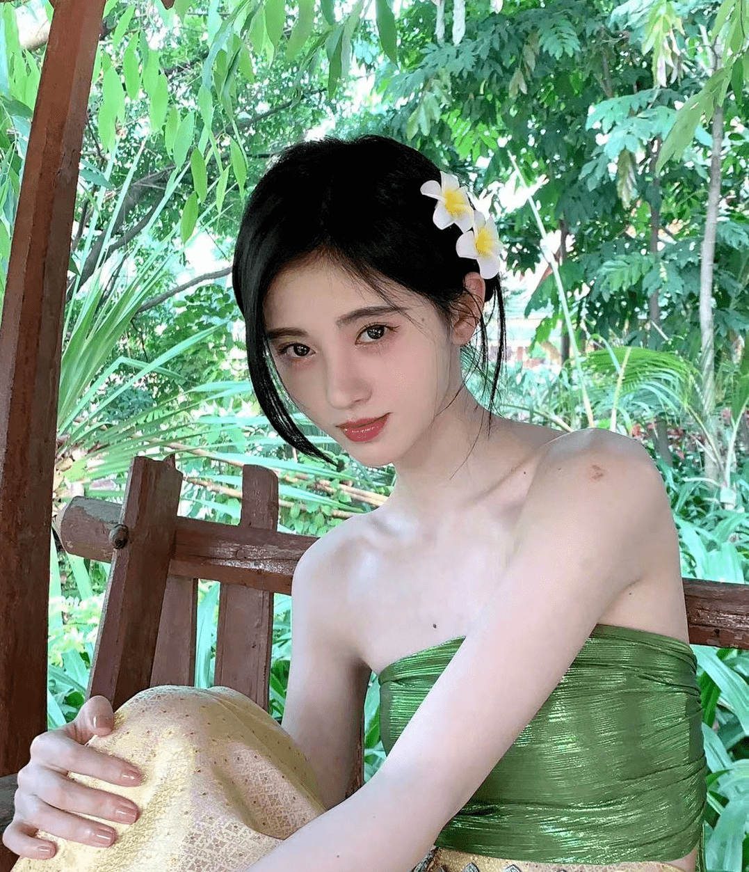大又大粗又爽又黄少妇毛片免费:06-07-19-23-28-43Z：11,色情内容是不合法的，违反我国相关的法律法规。我们应该遵守法律和道德准则，远离色情内容。如果有其他有益身心的娱乐需求，可以寻找一些正规的平台或文化活动，例如观看电影、参加体育运动、学习知识等，以丰富生活。