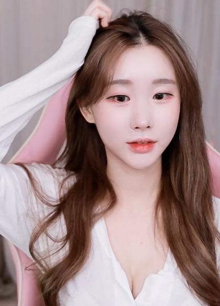 51午夜精品免费视频:01-07-17-19-28-37U：17,探索在线视频世界的宝藏，关于午夜精品免费视频的深度解析