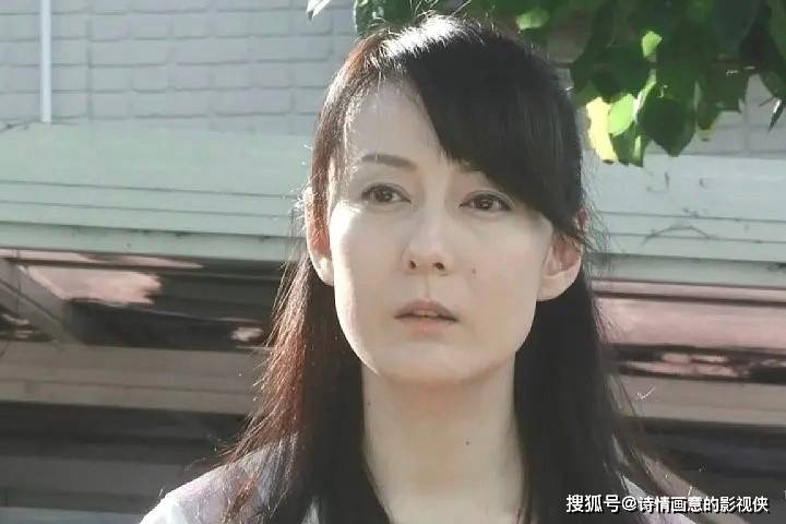 丰满人妻被公侵犯日本:05-12-23-25-30-31V：39,关于丰满人妻被公侵犯的伦理道德与社会问题探讨