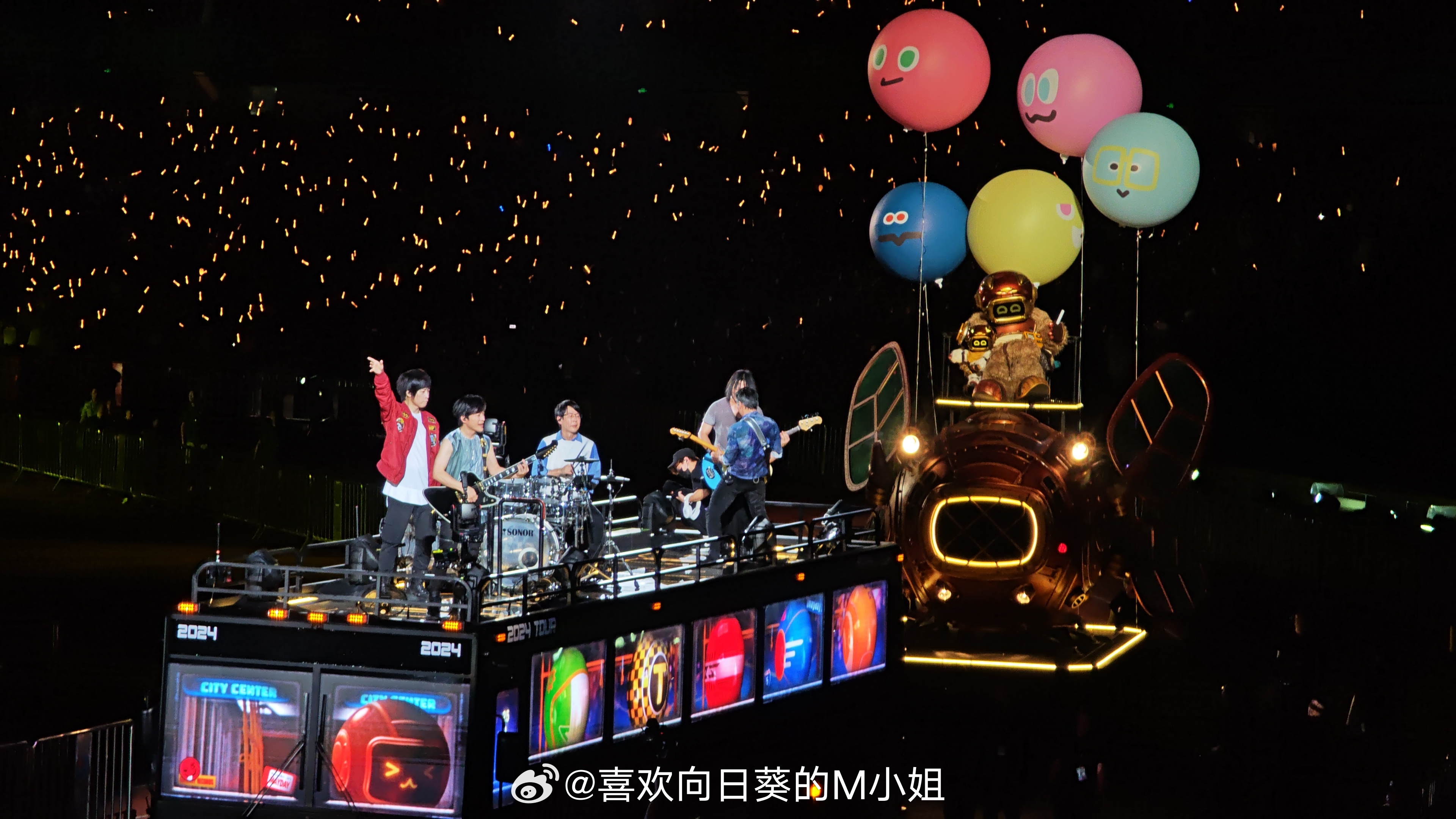 久久丁香五月天综合网:03-12-15-20-35-43R：03,久久丁香五月天综合网，探索数字世界的奥秘与魅力