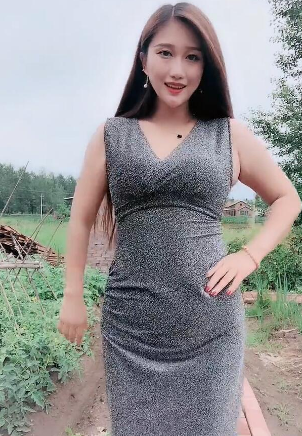 欧美巨鞭大战丰满少妇:09-12-19-20-38-43Y:07,欧美巨鞭大战丰满少妇,一场跨越时空的幻想之旅