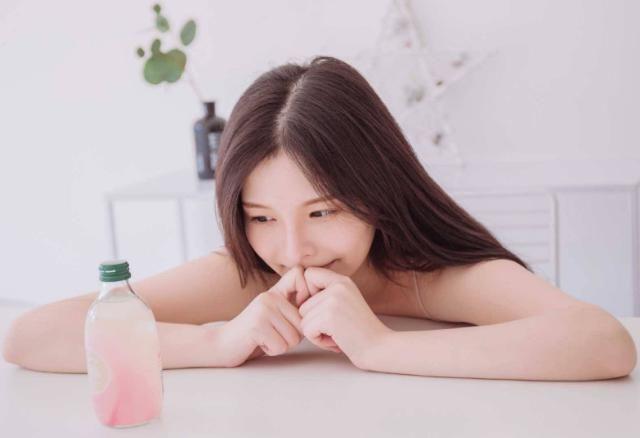 丰满少妇被猛烈进入无码:05-18-21-24-25-45W：31,丰满少妇的私密体验，一场无码的私密探索之旅（关键词，丰满少妇、私密体验、无码）