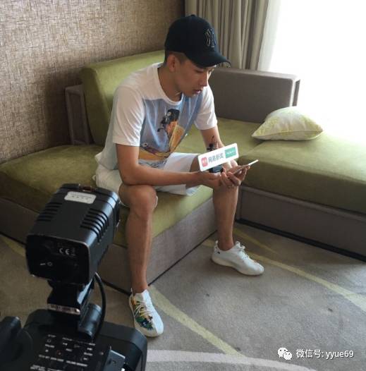 久久强奷乱码老熟女网站:01-06-09-16-21-33Y：10,久久强奷乱码老熟女网站，探索成人娱乐网站的真相与风险