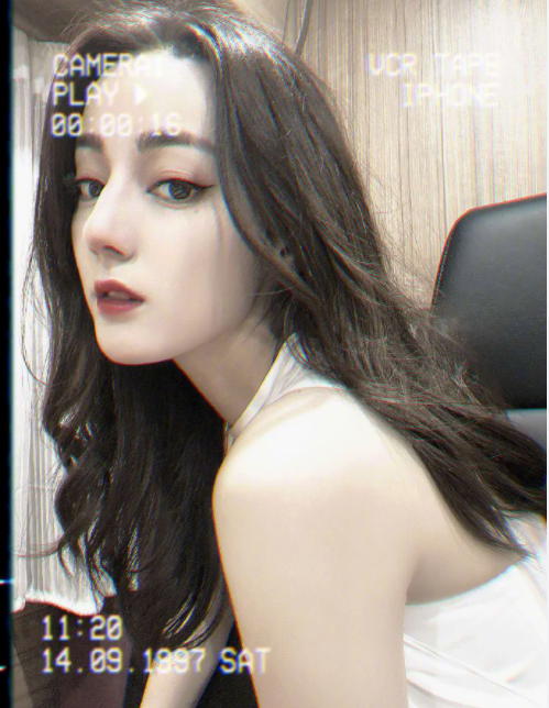 18黑白丝水手服自慰喷水网站:03-09-12-16-17-25J：41,探索成人网站，关于黑白丝水手服自慰喷水的深度解析