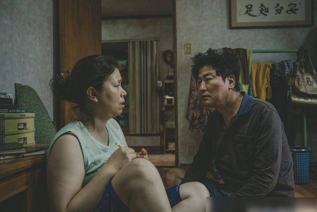 亚洲人成电影在线观看网色:04-07-13-19-22-32H：37,亚洲人成电影在线观看网，探索色界的新视界（04-07-13-19-22-32小时，深度37）