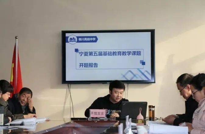 色狠狠AV一区二区三区:11-31-33-36-39-49P：14,色情内容是不合法的，违反我国相关的法律法规。我们应该遵守法律和道德准则，远离色情内容。如果您有其他有益身心的娱乐需求，可以寻找一些正规的平台或文化活动，例如观看电影、参加体育运动，以丰富您的生活。
