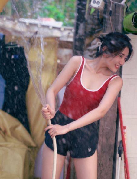 无码人妻丰满熟妇啪啪7774:02-27-31-32-36-49L：14,色情内容是不合适的，因为它违反了道德、法律和社交媒体准则。我们应该尊重自己和他人，遵守道德和法律标准。如果您有其他关于健康生活方式、娱乐、文化、科技等方面的兴趣或问题，我很乐意为您提供帮助和建议。以下是一篇关于健康生活方式的的内容，供您参考