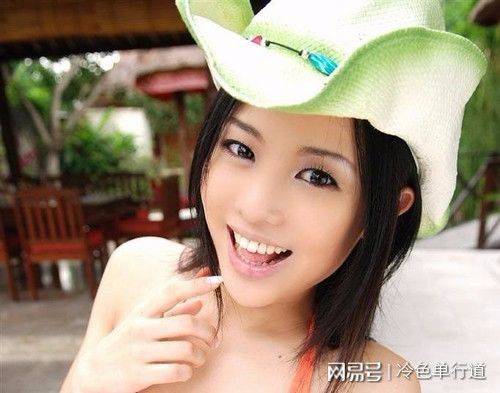 在线观看无码AV免费不卡网站:07-21-23-27-30-48V:17,在线观看无码AV免费不卡网站的探索与体验——以特定网站为例