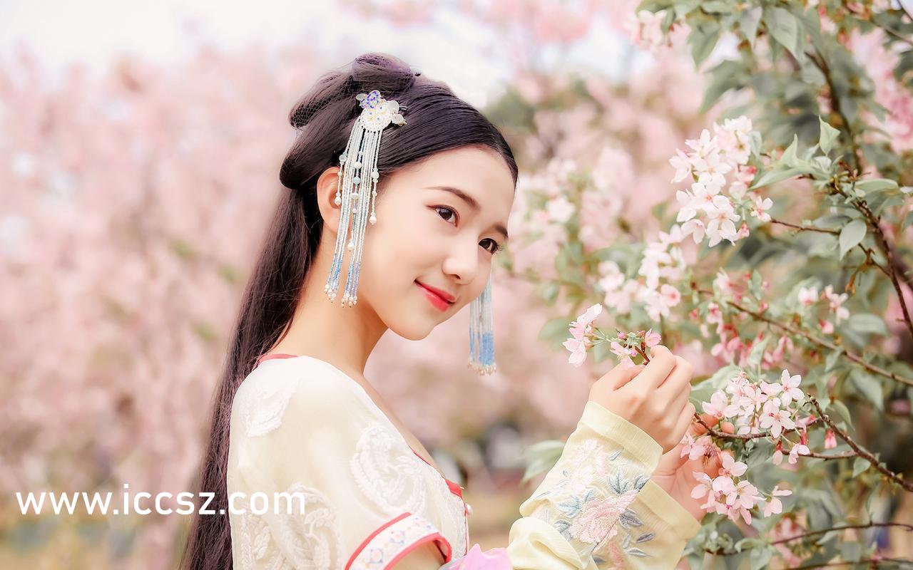 国产成人亚洲综合无码品善网:01-18-22-28-38-46C：01,关于国产成人亚洲综合无码品善网的研究与探讨