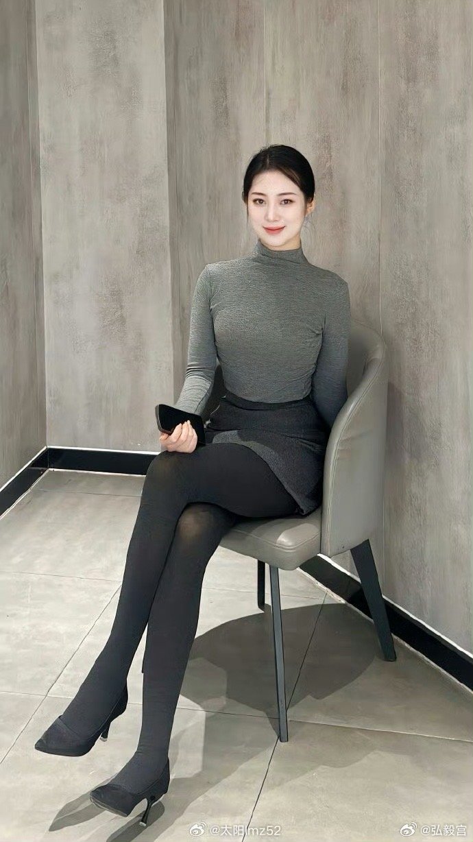 国产老熟女网站:25-31-32-34-45-48U：38,探索国产老熟女网站，解码不同年龄的魅力与故事