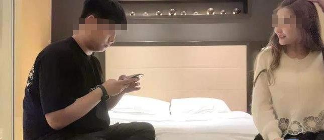 国产黄色三级视频一级黄色大片真人一级毛片:10-12-33-34-42-46V：21,关于国产影视产业中成人内容的探讨