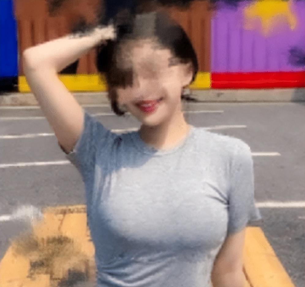 丰满少妇被猛男猛烈进入久久:02-03-25-27-46-47X：43,丰满少妇的私密经历，猛男的猛烈冲击与持久的激情之夜