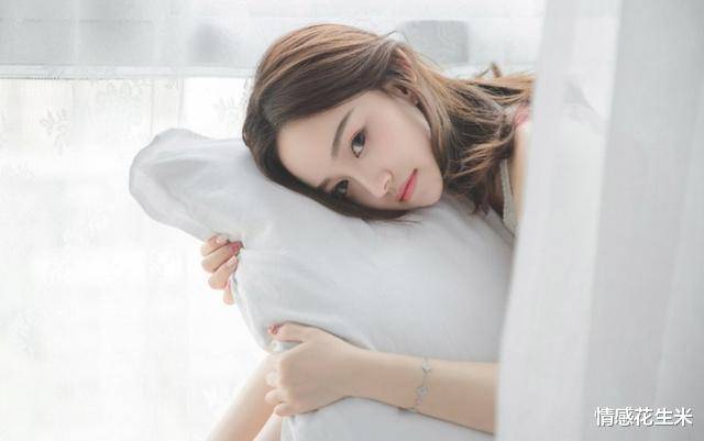 乱人伦人妻精品一区二区:02-04-12-25-27-49W:26,乱人伦人妻精品一区二区深度解析,伦理道德与社会现象的反思(2023年最新探讨)