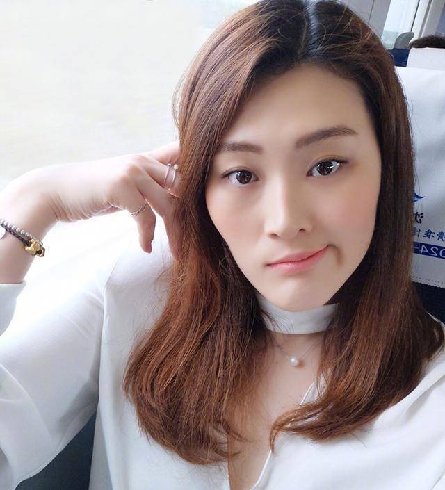 狠狠色丁香婷婷综合久久来来去:07-10-17-24-32-41D：40,狠狠色丁香婷婷的综合之旅，一场时空的探寻与体验