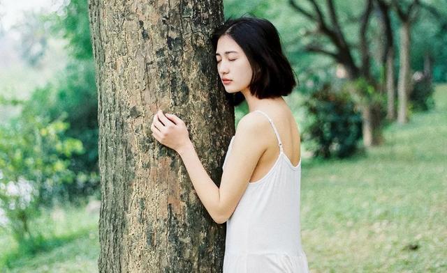 欧美人妻久久精品:19-27-29-39-46-47M：15,欧美风情中的人妻文化，探索那些久久精品的多元魅力（19-27-29-39-46-47M）与深度内涵（15）