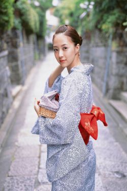 国产精品美女久久久久久麻豆:05-09-21-29-34-36K：38,国产精品美女，久久魅力与独特魅力的展现