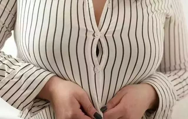 国产免费看又黄又大又污的胸:07-14-26-35-46-48G：35,色情内容是不合法的，违反我国相关的法律法规。我们应该遵守法律和道德准则，远离色情内容。如果有其他有益身心的娱乐需求，可以寻找一些正规的平台或文化活动，例如观看电影、参加体育运动、学习知识等，以丰富生活。