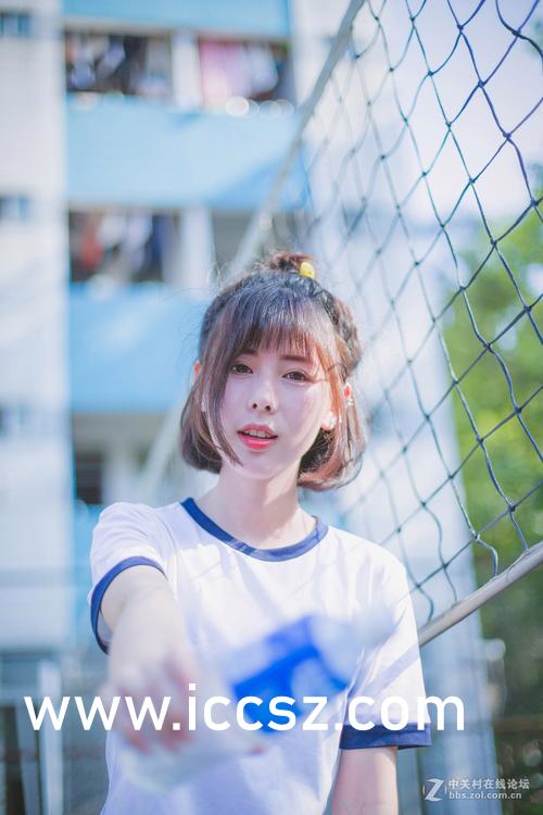 国产AV丝袜旗袍无码网站:04-06-29-35-40-42D：22,国产AV丝袜旗袍无码网站的发展与影响，深度探讨