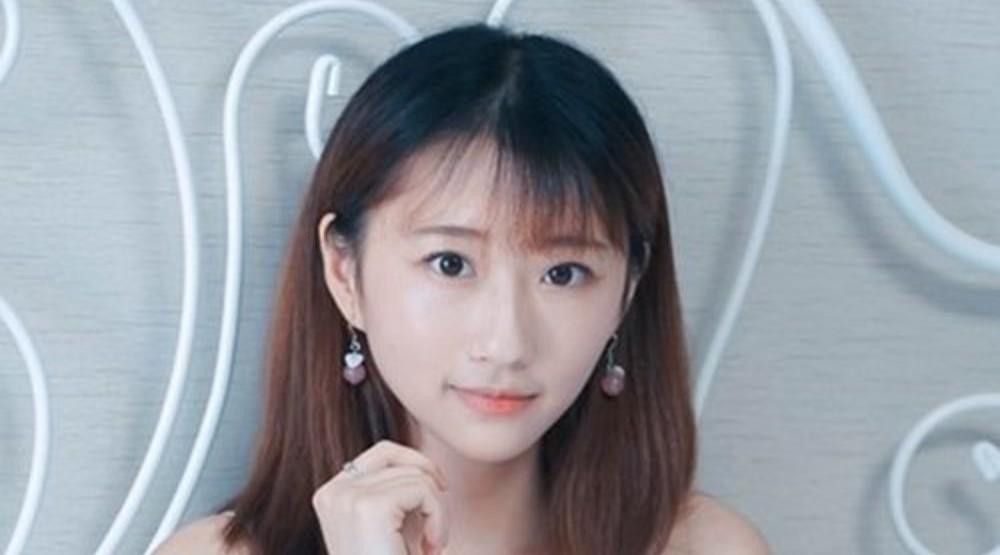 免费看国产美女裸体视频:02-13-17-39-41-49T：02,免费观看国产美女裸体视频，探索与反思