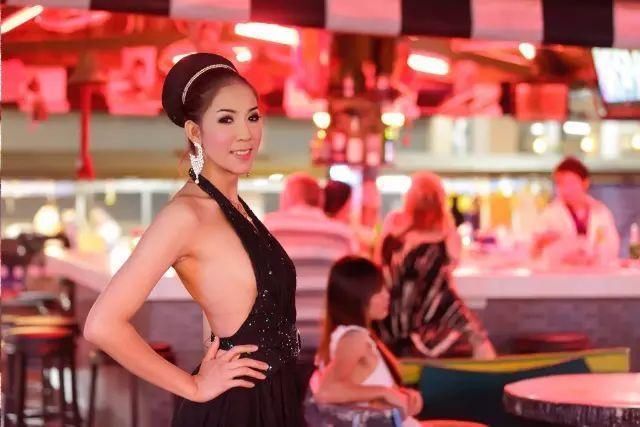 国产人妖乱国产精品人妖:13-15-20-35-36-38E：45,国产人妖乱，探索中国精品人妖文化的独特魅力