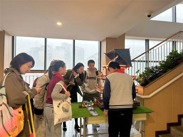 久青草无码视频在线观看:06-13-23-37-40-45M：40,久青草无码视频在线观看，探索与反思