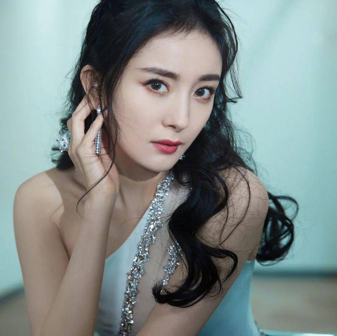 日韩人妻无码精品专区906188:09-20-23-45-47-48M：08,探索日韩人妻无码精品专区——一场视觉盛宴的探寻之旅（906188系列深度解析）