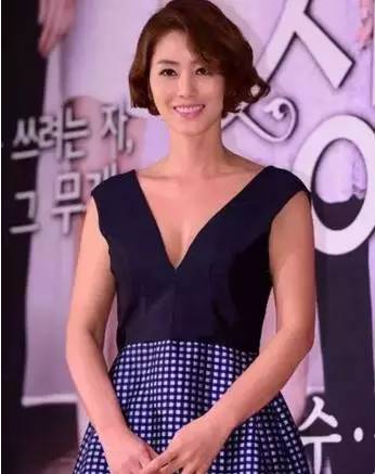 精品人妻系列无码专区首列精品88:09-15-20-24-25-49T：10,精品人妻系列的无码专区，探索真实与幻想的交汇点