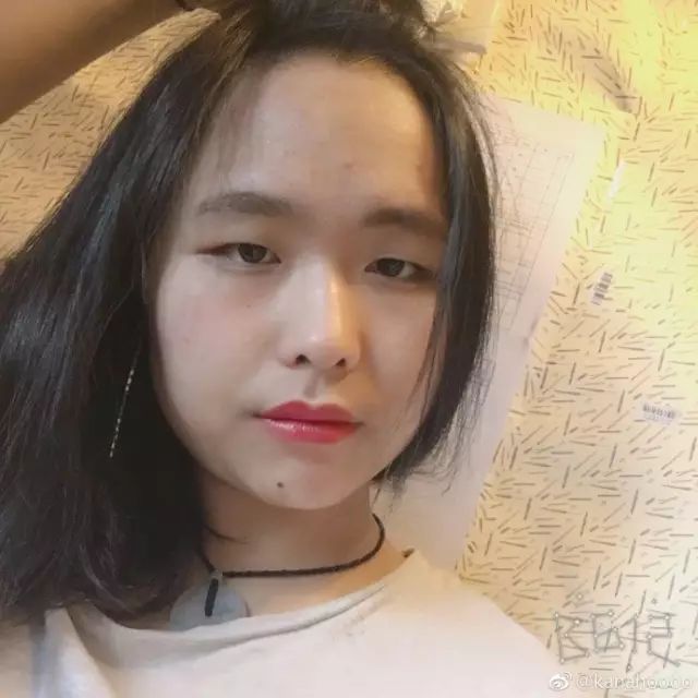 2020自拍偷区亚洲综合第一页:14-20-21-25-38-46L：01,探索亚洲自拍领域的独特魅力，2020年亚洲自拍偷区综合第一页的秘密